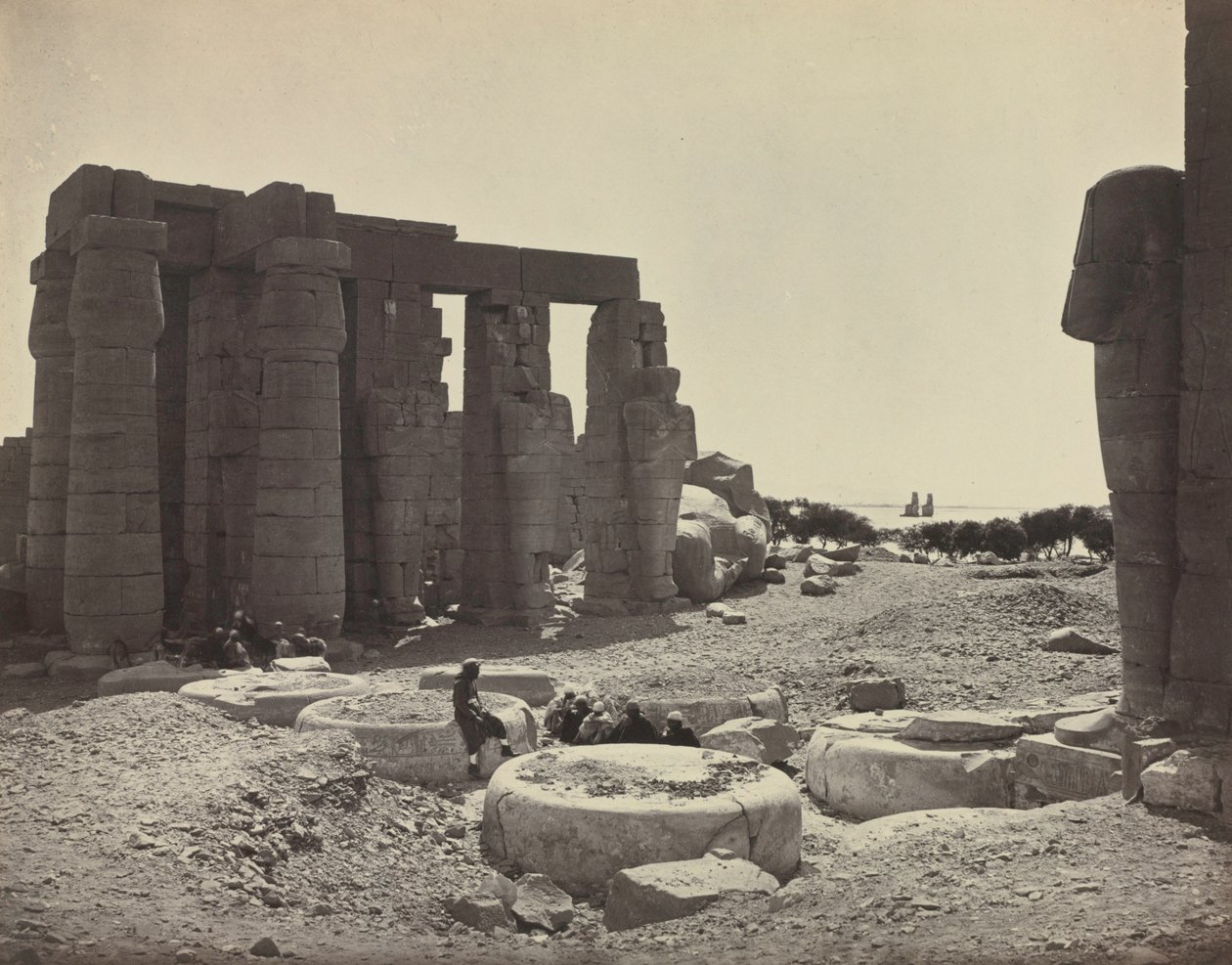 द रामेसिअम, थेब्स, 1869। द्वारा आदोलपे ब्रौन