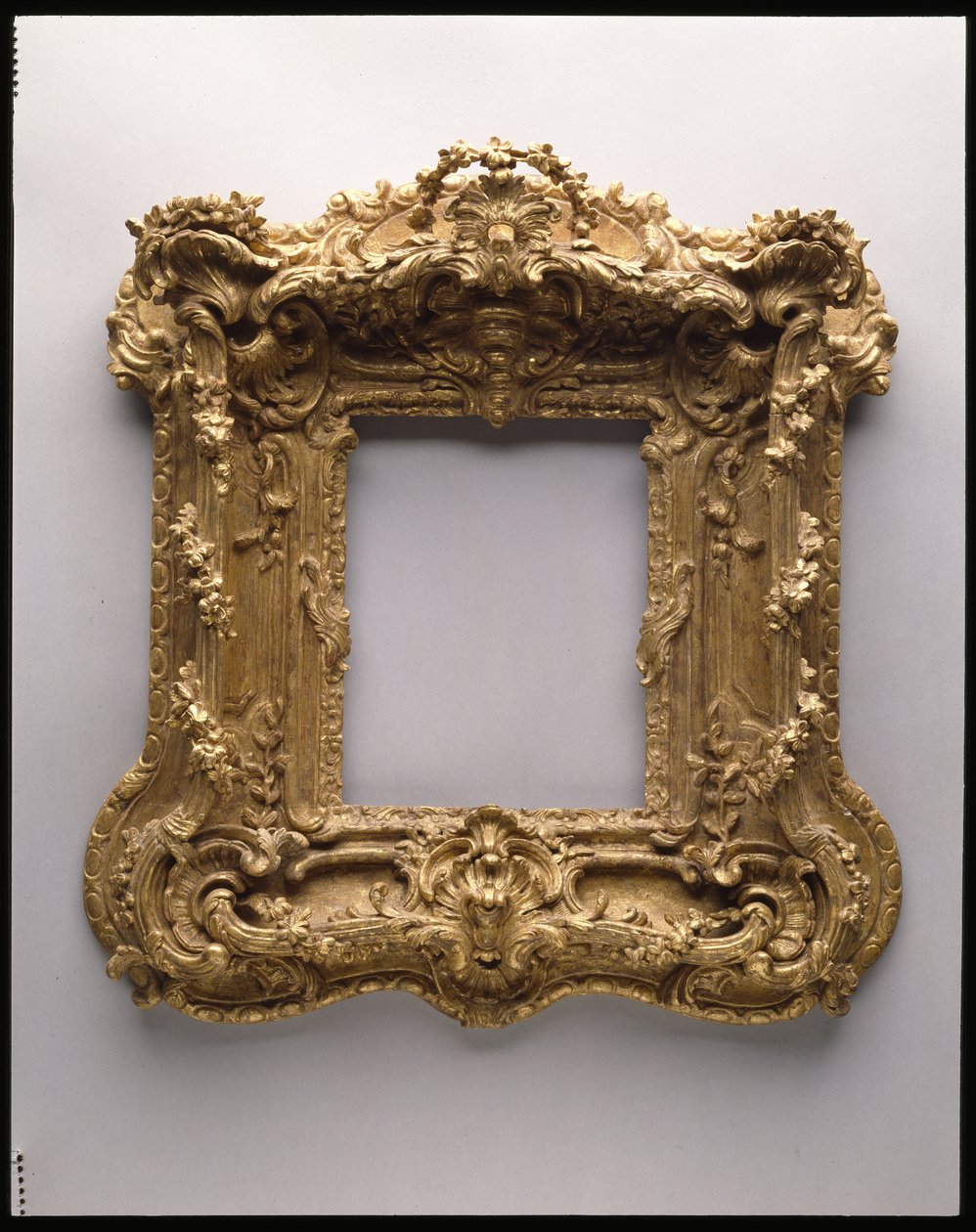 चित्र फ़्रेम, c.1740 (ओक और गिल्डिंग) द्वारा अमेरिकी स्कूल