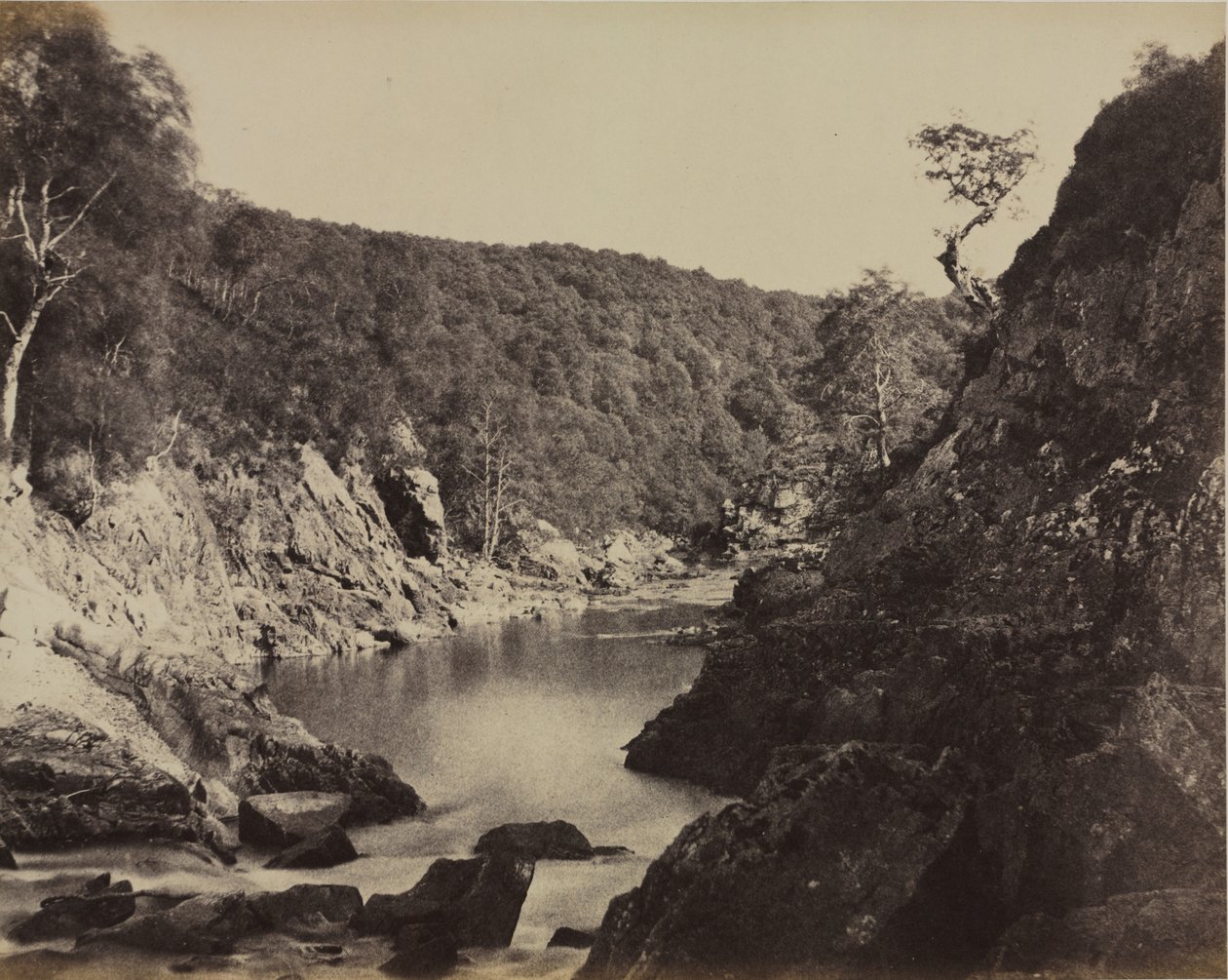 रिवर लैंडस्केप, स्कॉटलैंड, सी। 1858. द्वारा कप्तान होरेशियो रॉसी