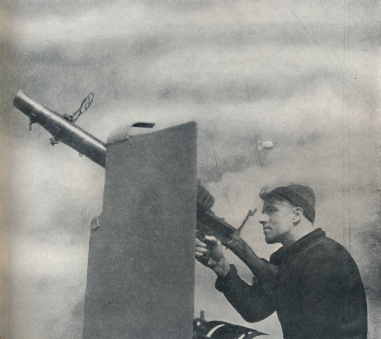 मार्क ओवर !, 1941 द्वारा सेसिल बीटन