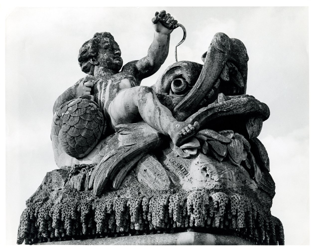पर्सियस और एंड्रोमेडा फाउंटेन, 1858 (विस्तार) (bw फोटो) द्वारा चार्ल्स रेमंड स्मिथ