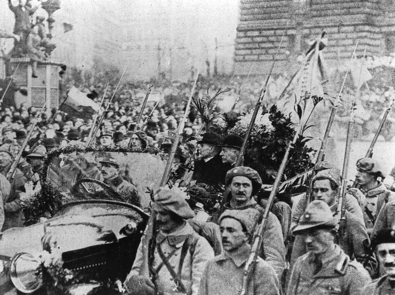 8 दिसंबर, 1918 को प्राग में मसरिक की प्रवेश द्वारा चेक फोटोग्राफर