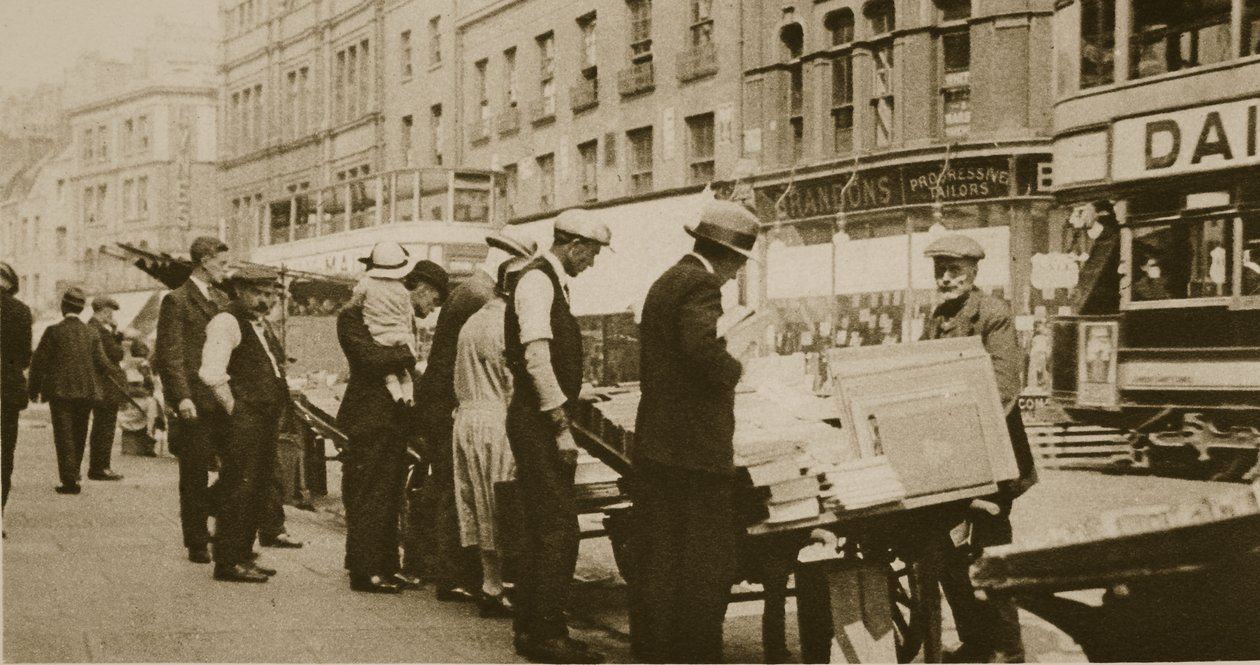 एक ओपन-एयर बुकमार्केट, Shoreditch (सीपिया फोटो) द्वारा अंग्रेजी फोटोग्राफर
