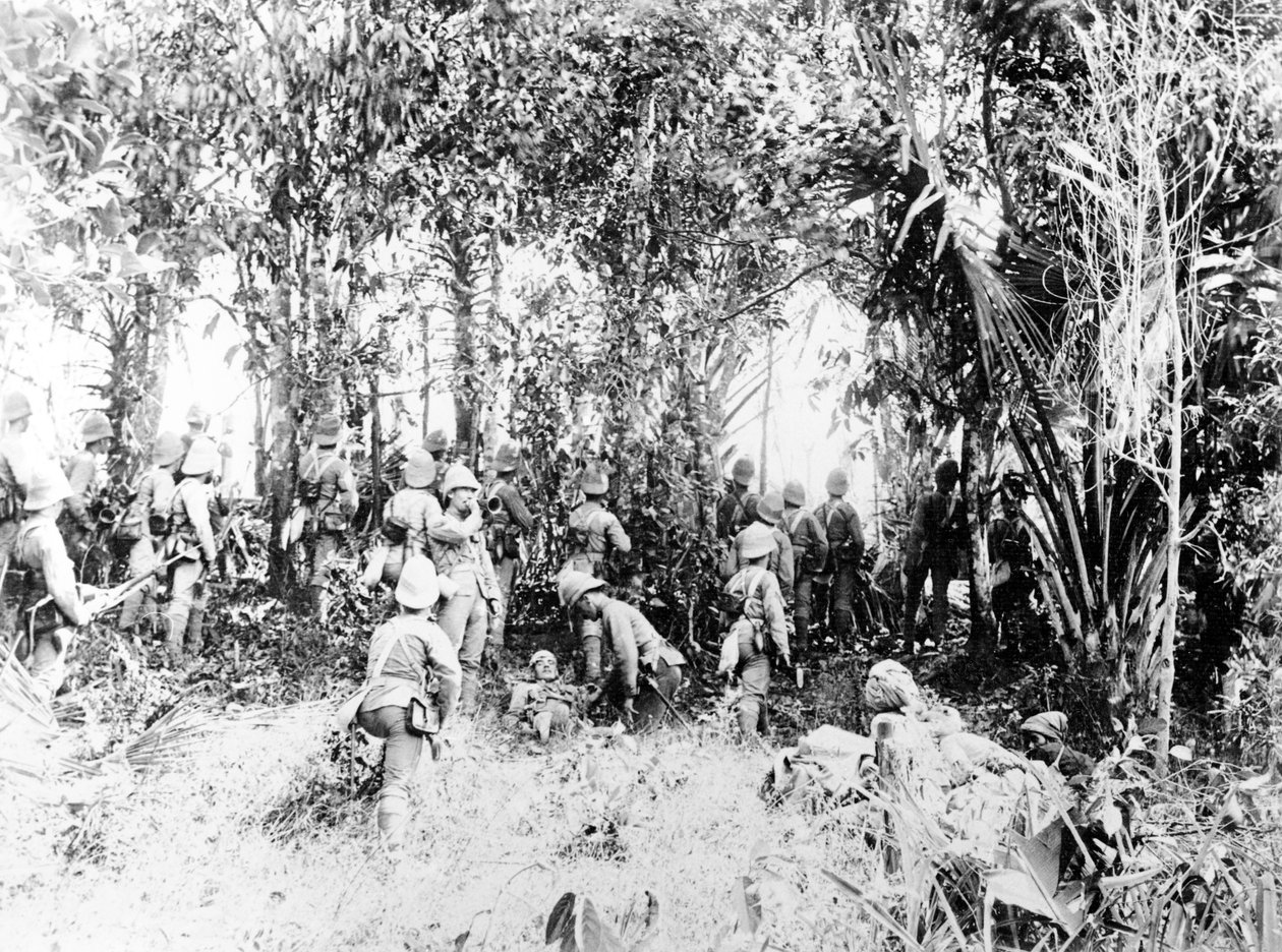 Wingtho Sawbwa अभियान, 1891 के दौरान द्वितीय देवोन रीजेंट द्वारा कियांग-क्विंटंग स्टॉकडे, बर्मा पर हमला द्वारा अंग्रेजी फोटोग्राफर