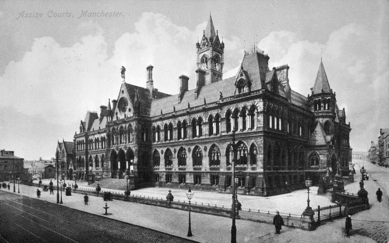 कोर्ट्स, मैनचेस्टर, c.1910 का आकलन करें द्वारा अंग्रेजी फोटोग्राफर