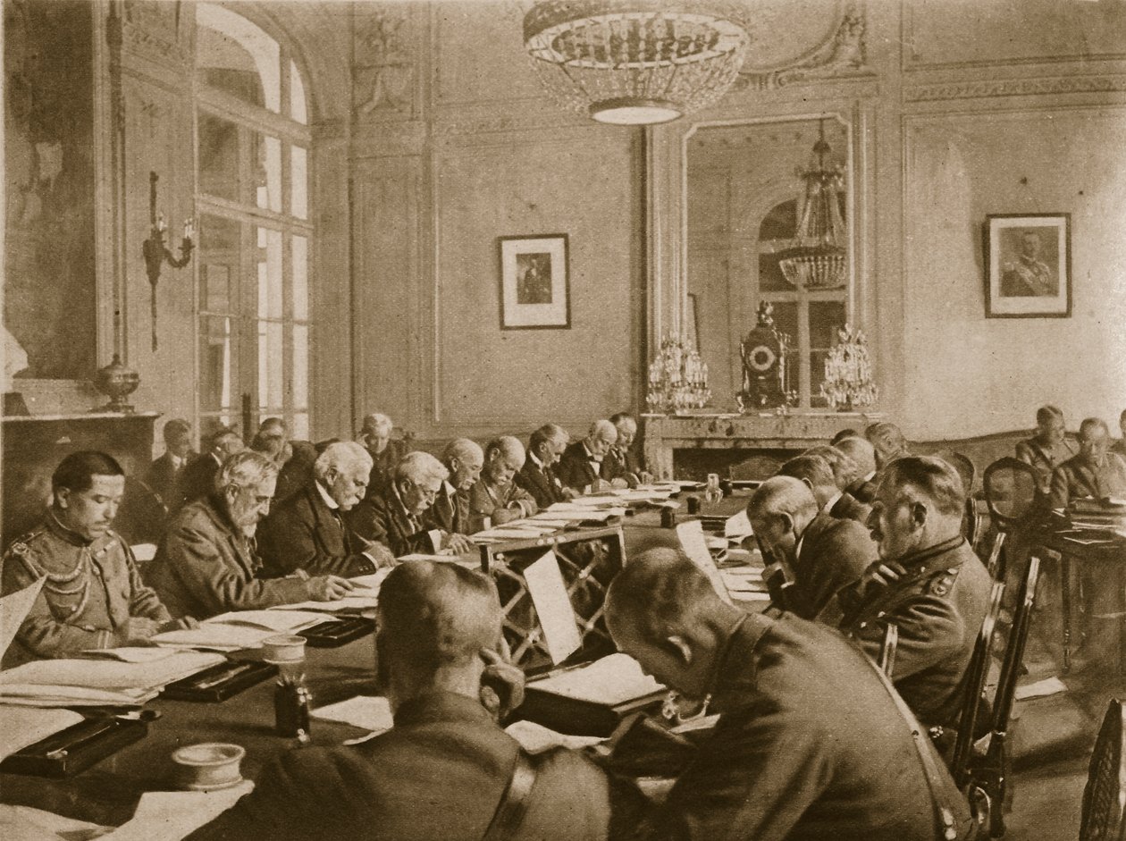 अंत के पास: आयुध, 1914-19 की शर्तों को निपटाने के लिए वर्सेल्स में इंटर-एलाइड सम्मेलन के सत्र द्वारा अंग्रेजी फोटोग्राफर