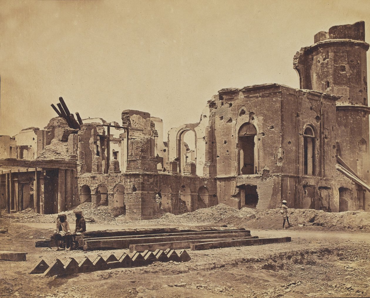 बर्बाद महल, c.1858 (सीपिया फोटो) द्वारा अंग्रेजी फोटोग्राफर
