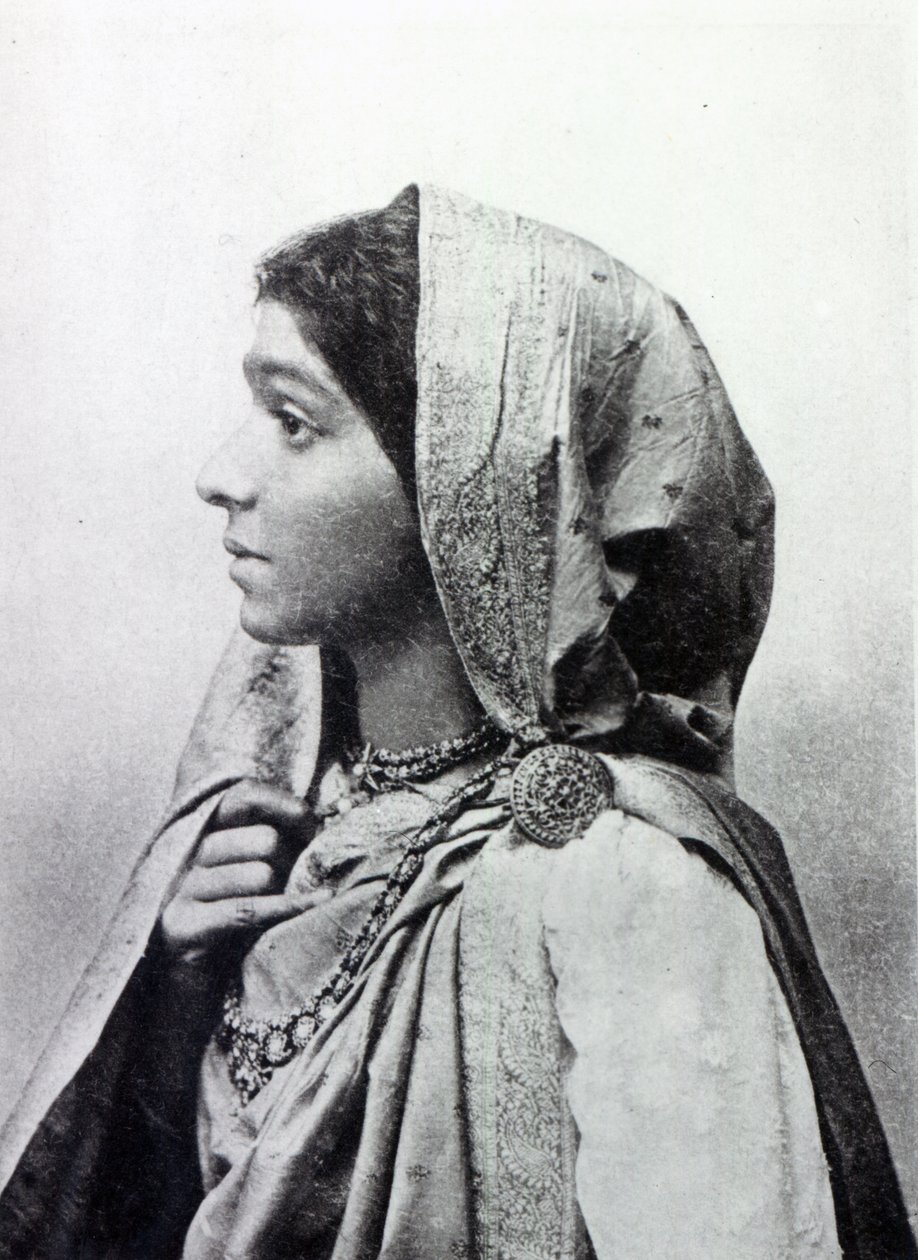 Sarojini Naidu  द्वारा अंग्रेजी फोटोग्राफर