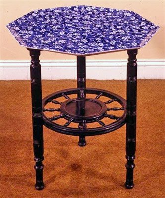 Minton ट्रे टॉप, c.1890 (सिरेमिक) के साथ कला और शिल्प तालिका द्वारा अंग्रेजी स्कूल