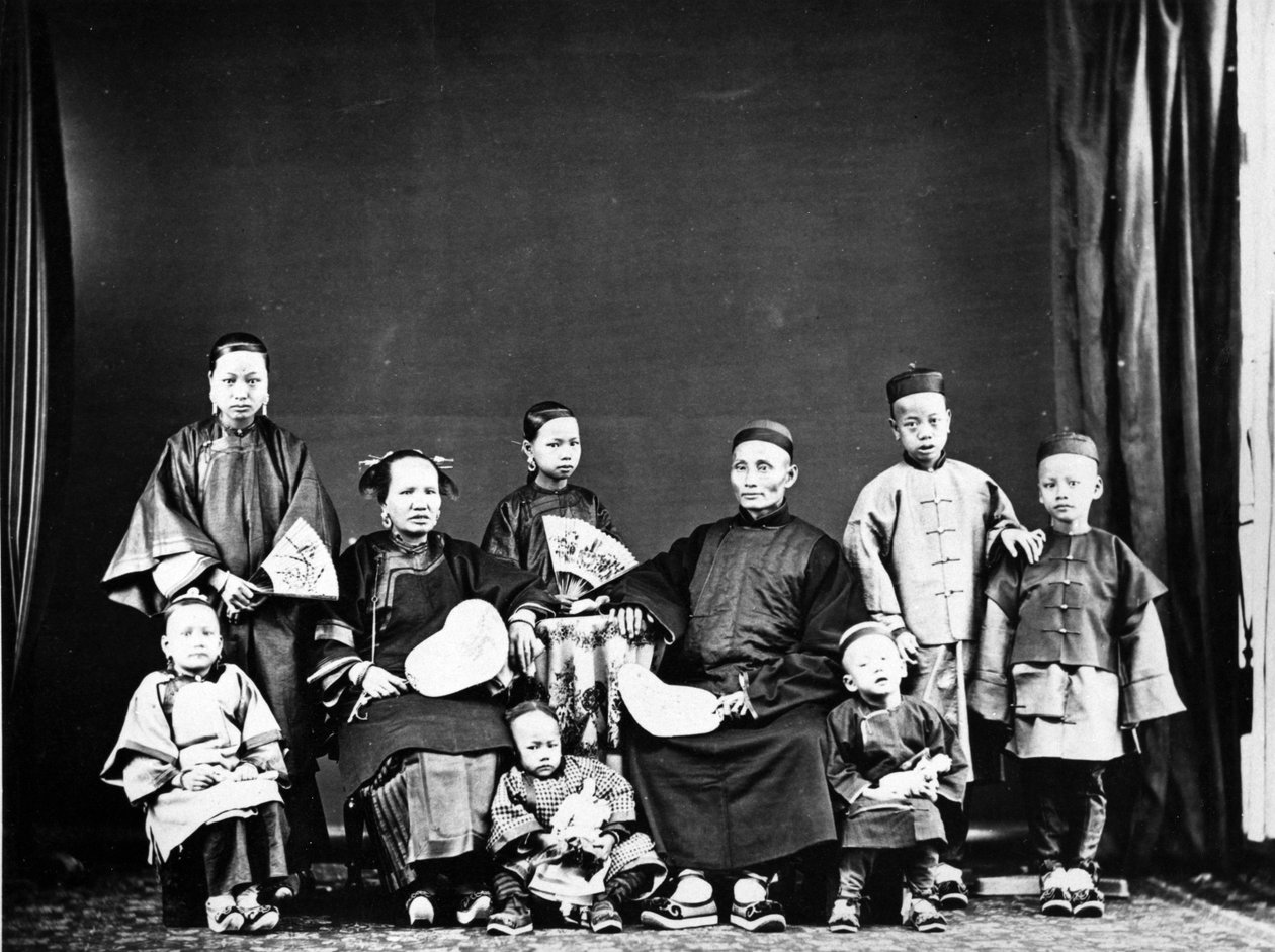 चीनी परिवार, c.1870s द्वारा यूरोपीय फोटोग्राफर