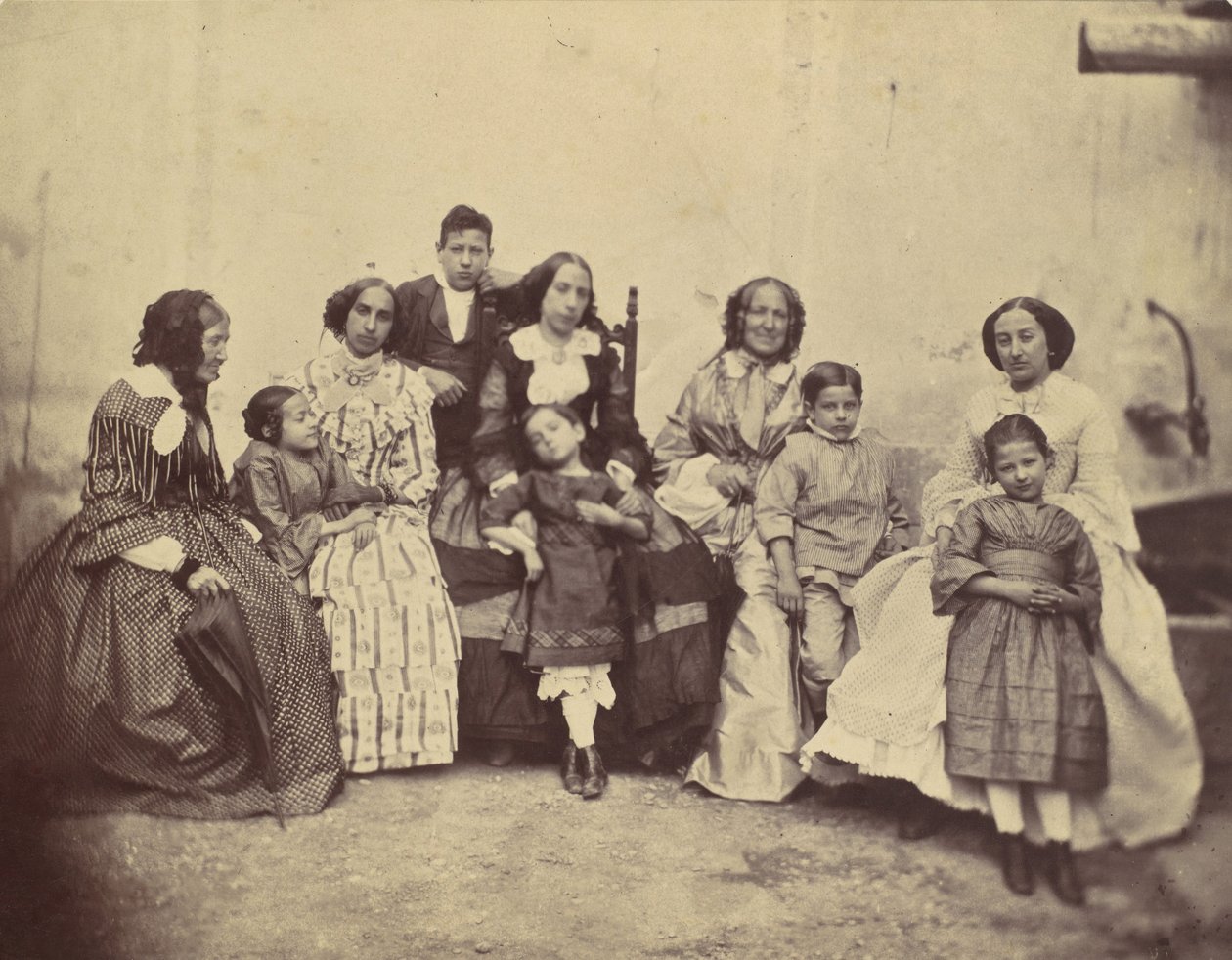 [एंटोनी परिवार के दस सदस्य], 1850-60 के दशक। द्वारा फ्रांज एंटोनी