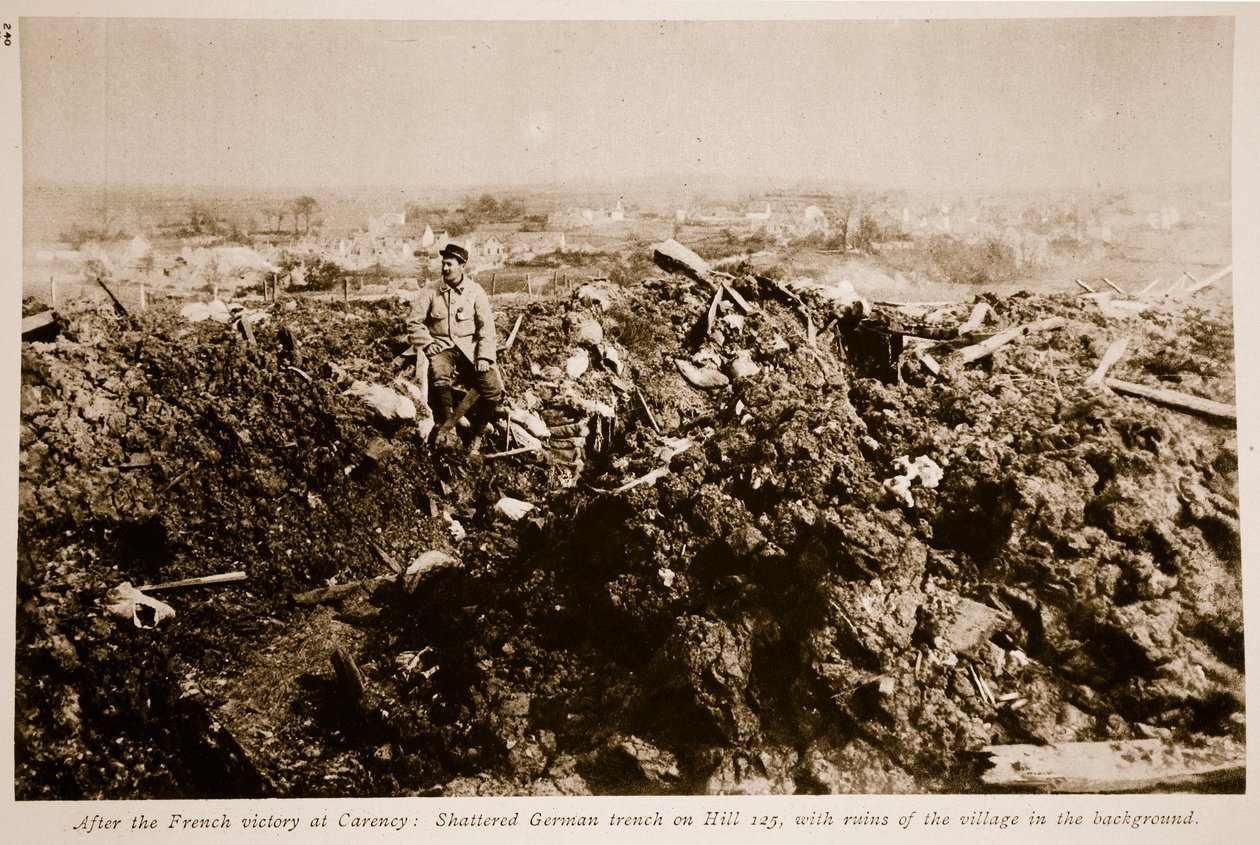 कैरिसी में फ्रेंच जीत के बाद: हिल 125, 1914-19 पर जर्मन खाई बिखर गई द्वारा फ्रेंच फोटोग्राफर