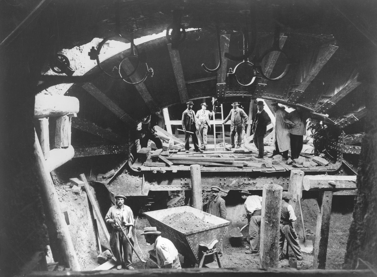 पेरिस मेट्रो का निर्माण, c.1900 द्वारा फ्रेंच फोटोग्राफर