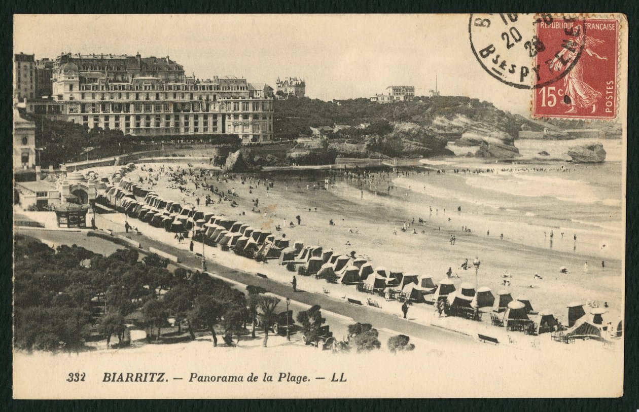पोस्टकार्ड Biarritz के ग्रांडे प्लाज का चित्रण, c.1900 द्वारा फ्रेंच फोटोग्राफर