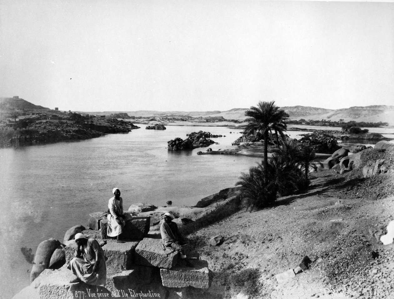 हाथी द्वीप से नील नदी का दृश्य, c.1880 द्वारा जे पास्कल सेबाह
