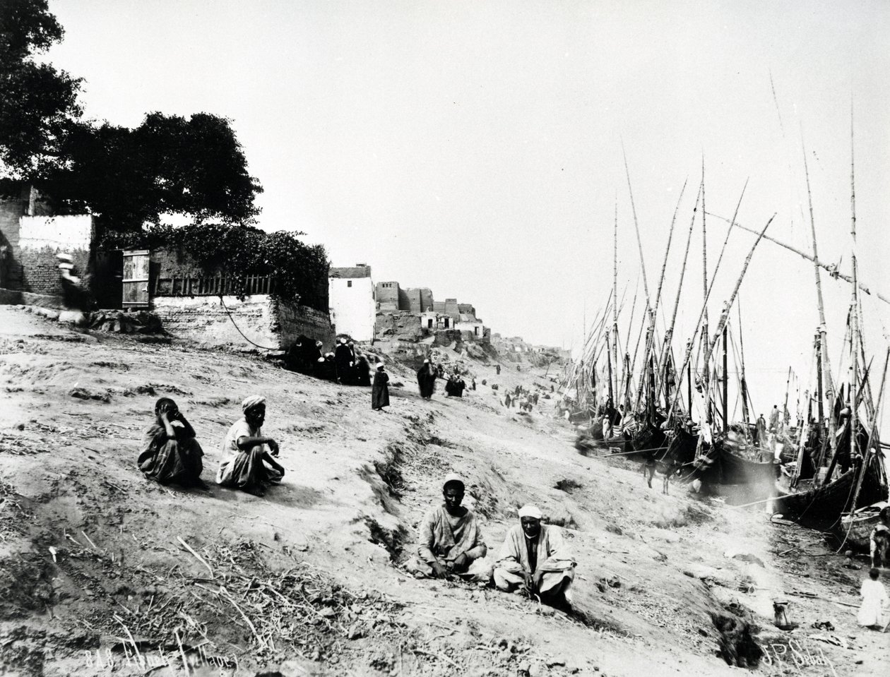 नील नदी पर गाँव, c.1880 द्वारा जे पास्कल सेबाह