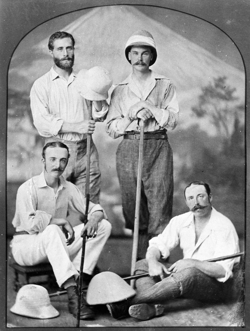 जापान में चार यूरोपीय पुरुषों के चित्र, c.1870s द्वारा जापानी फोटोग्राफर