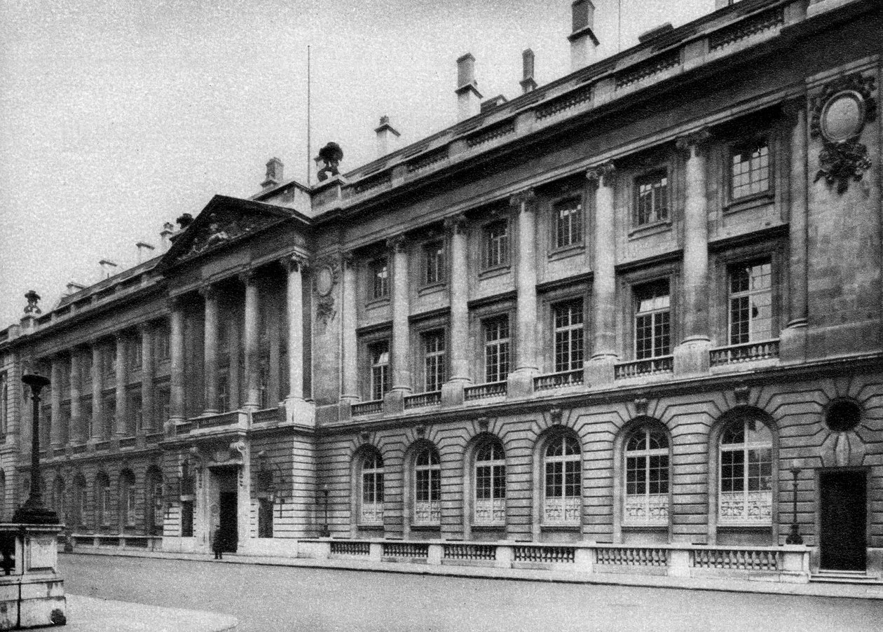 द रॉयल ऑटोमोबाइल क्लब, पल मॉल, लंदन, 1926-1927। द्वारा जोएल