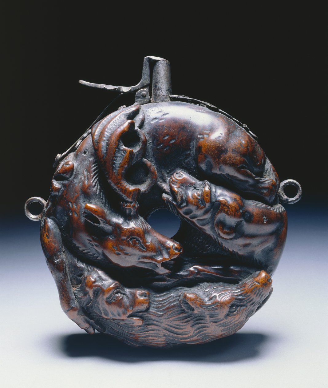 पाउडर फ्लास्क, c.1680 द्वारा जोहान माइकल मौचर
