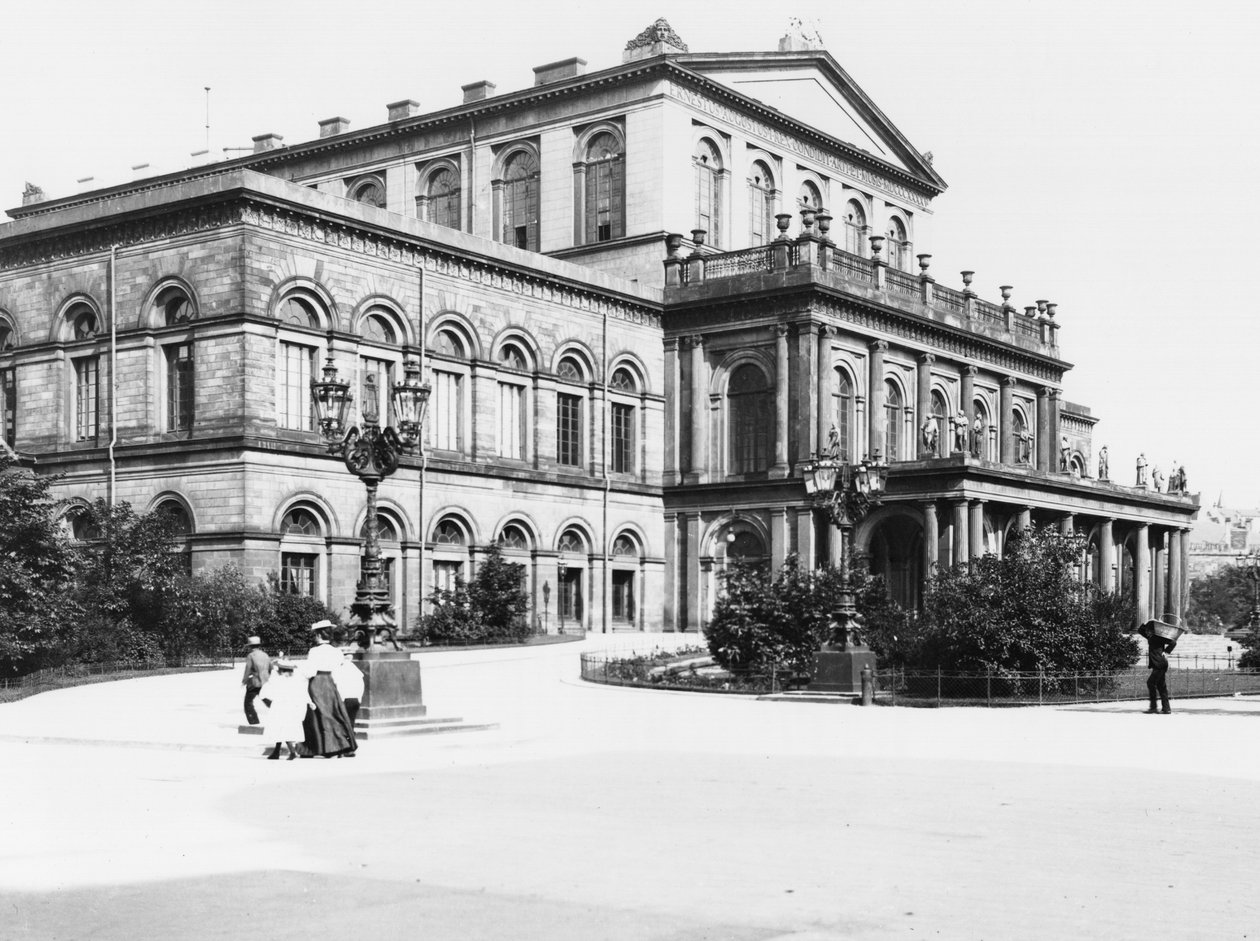 थिएटर ऑन हनोवर, c.1910 द्वारा jousset
