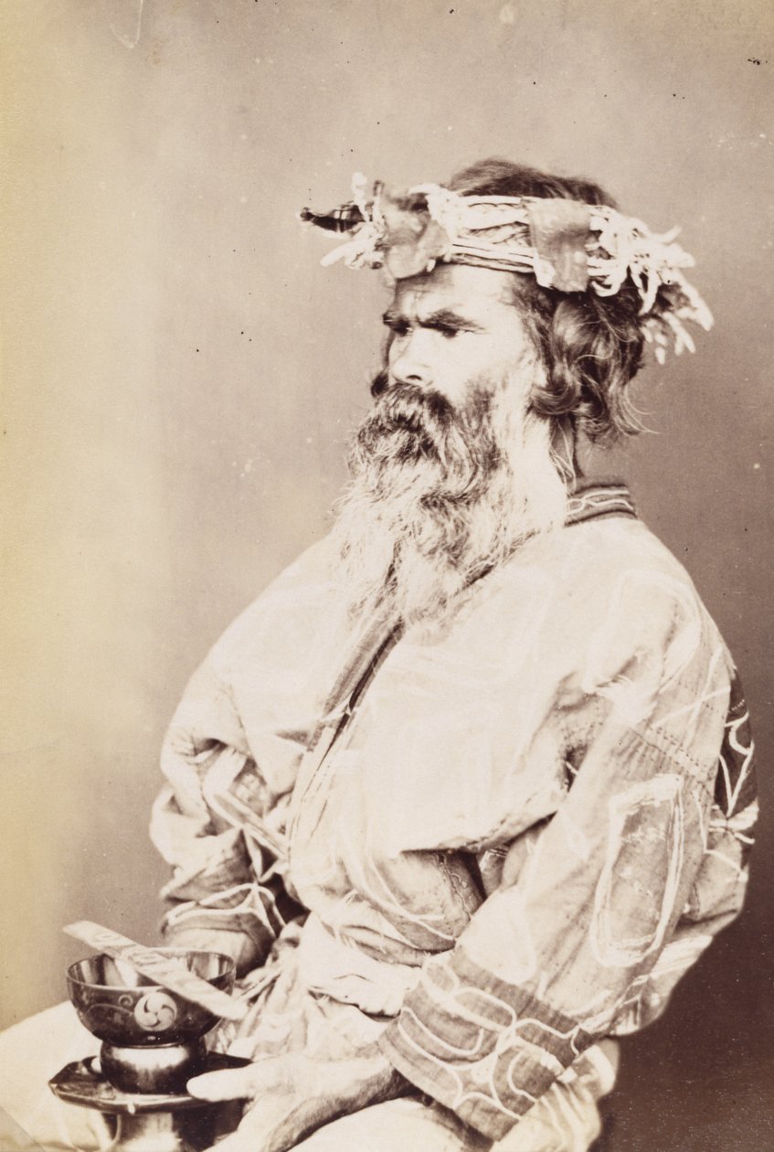 ऐनू मैन, c.1890s (जिलेटिन सिल्वर प्रिंट) द्वारा Kenzô Tamoto