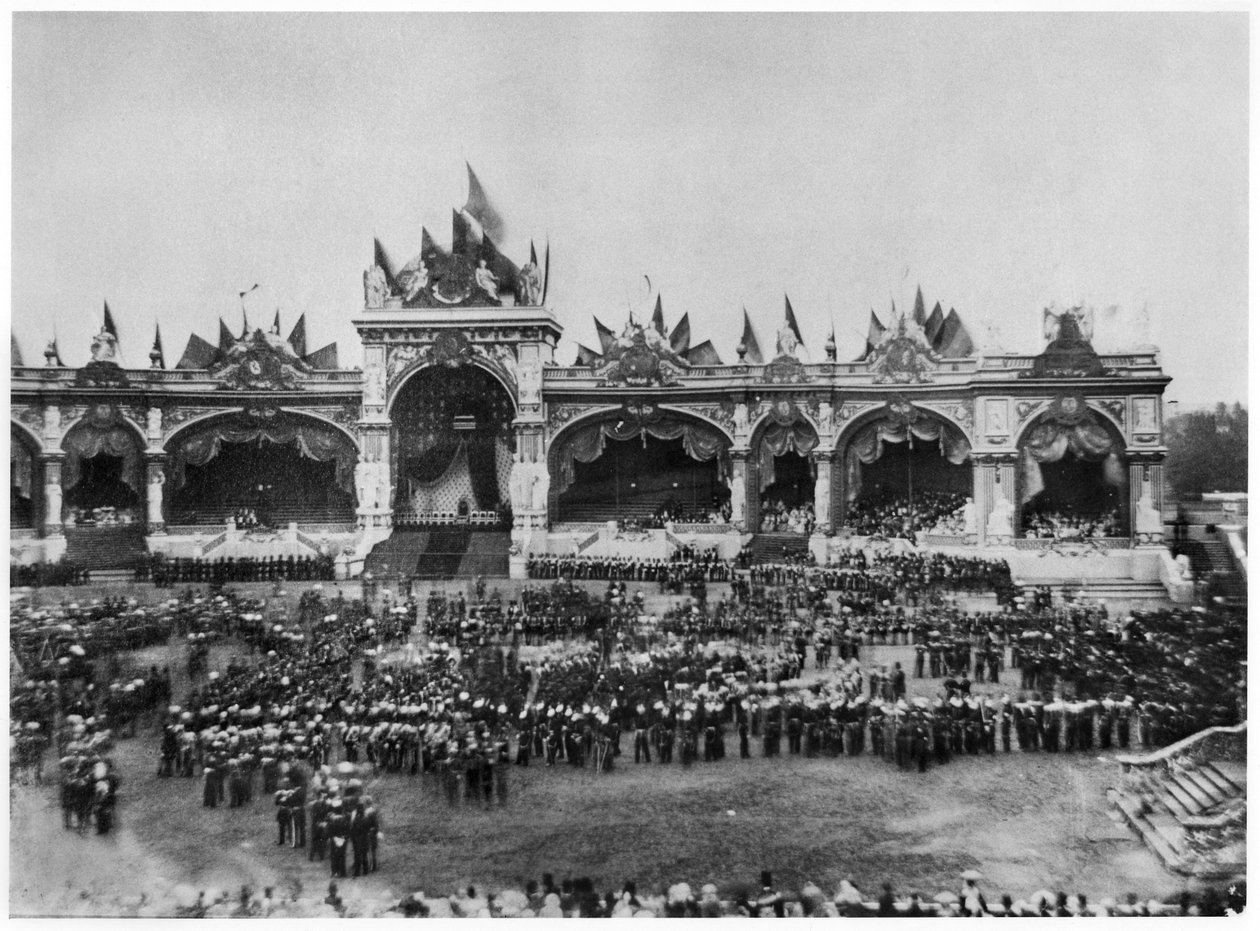 जुलाई 1832 में लियोपोल्ड I (1790-1865) के शासनकाल की 25 वीं वर्षगांठ मनाने के लिए ब्रसेल्स में उत्सव द्वारा लुई पियरे थियोफाइल डुबोइस डे नेहुत