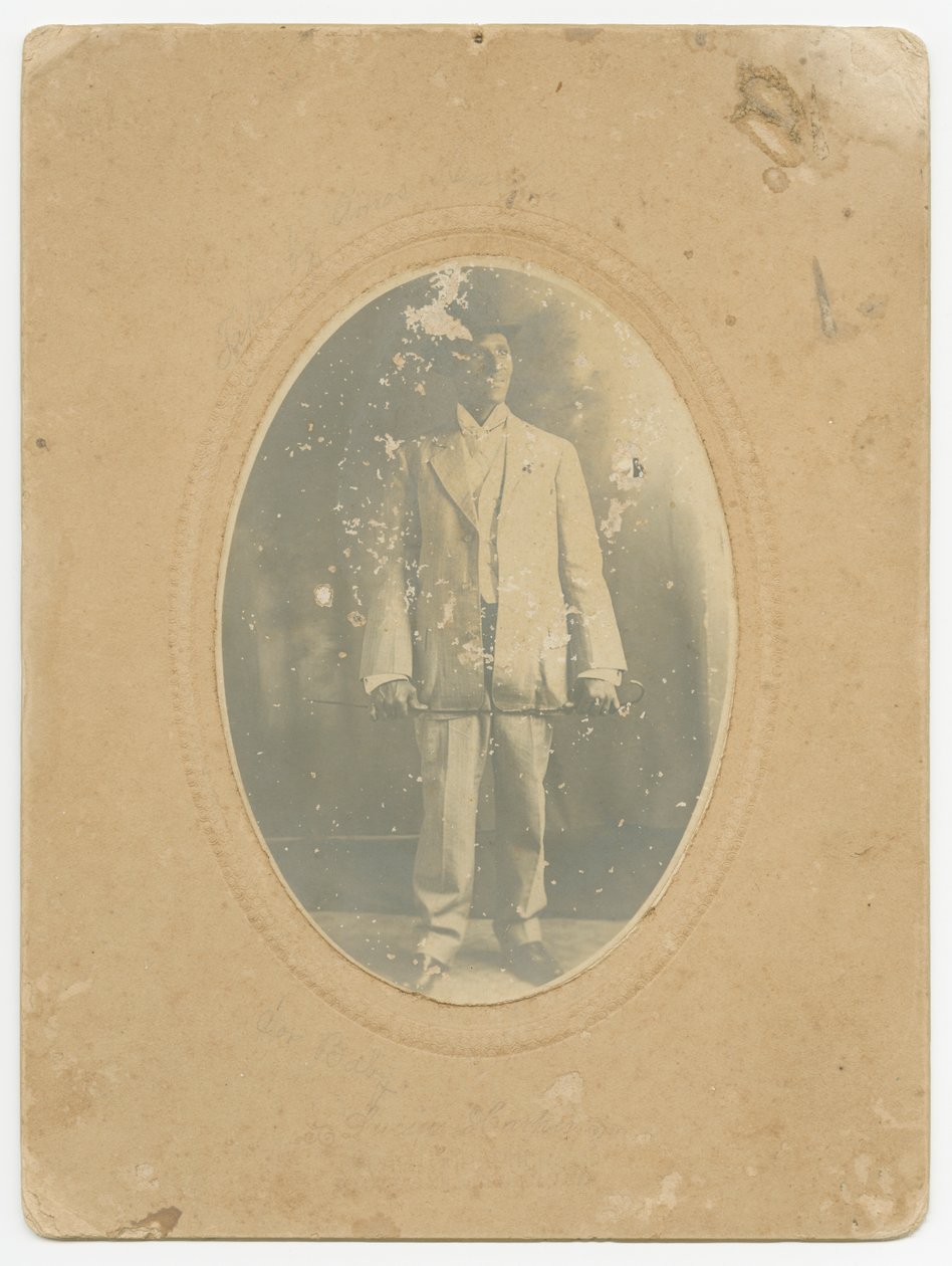 एक आदमी की तस्वीर, सीए। 1910. द्वारा लूसियस हार्पर
