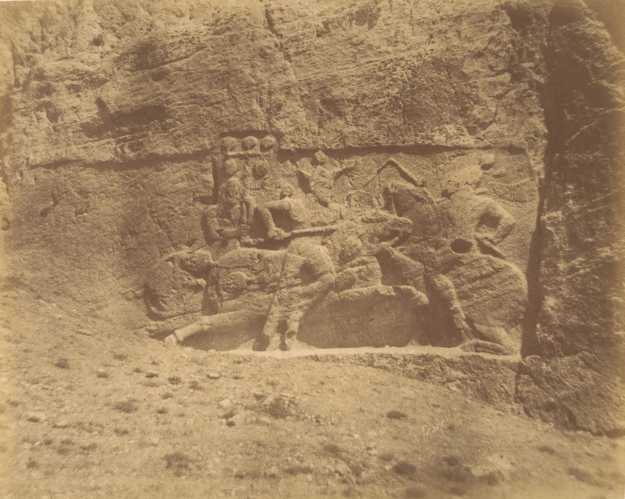 4 [नक्श-ए रुस्तम, पर्सेपोलिस के पास], 1840-60 के दशक। द्वारा लुइगी पेस