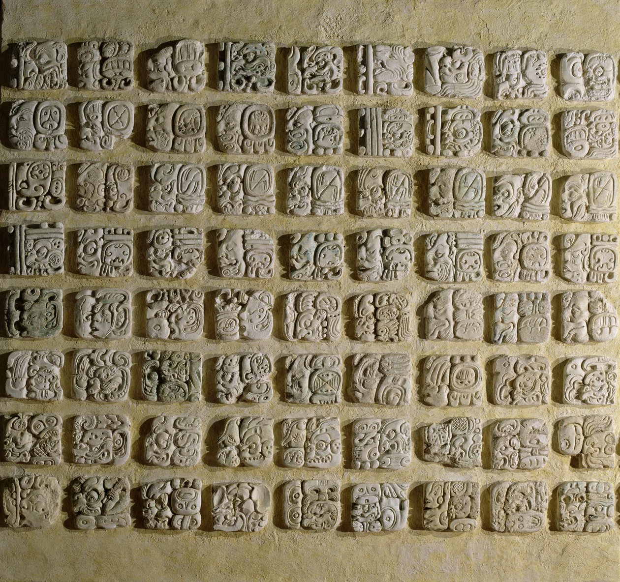मंदिर XVIII, पैलेक, चियापास, मेक्सिको से ग्लिफ़ का पैनल, देर से शास्त्रीय अवधि (प्लास्टर) द्वारा माया