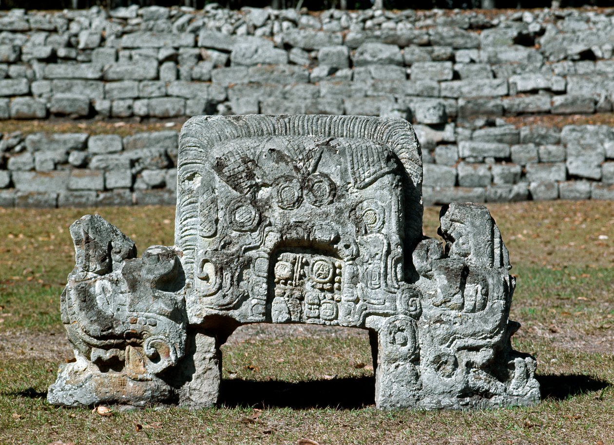 वेदी जी का दृश्य, ७वीं-८वीं शताब्दी ई द्वारा माया
