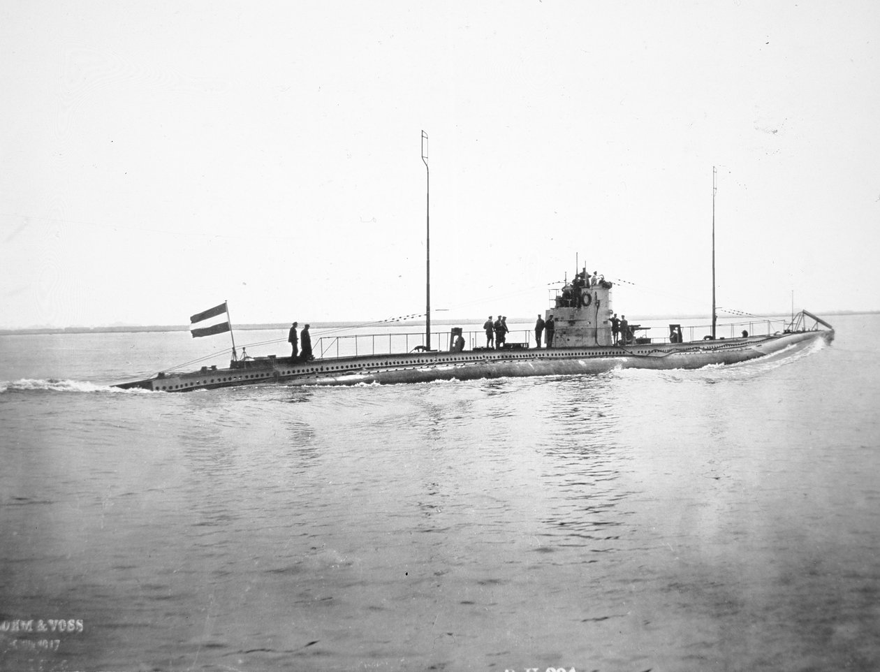 जर्मन यू-बोट, c.1915 (b/w फोटो) द्वारा फ़ोटोग्राफ़र जर्मन