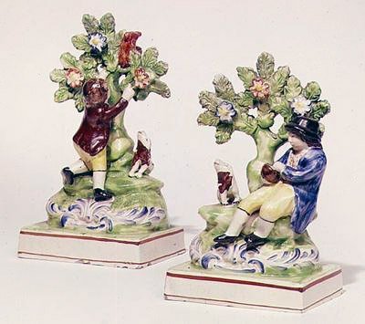 स्टैफ़र्डशायर समूह ऑफ़ बर्डनस्टिंग समूह, c.1810 (सिरेमिक) द्वारा राल्फ जूनियर वुड