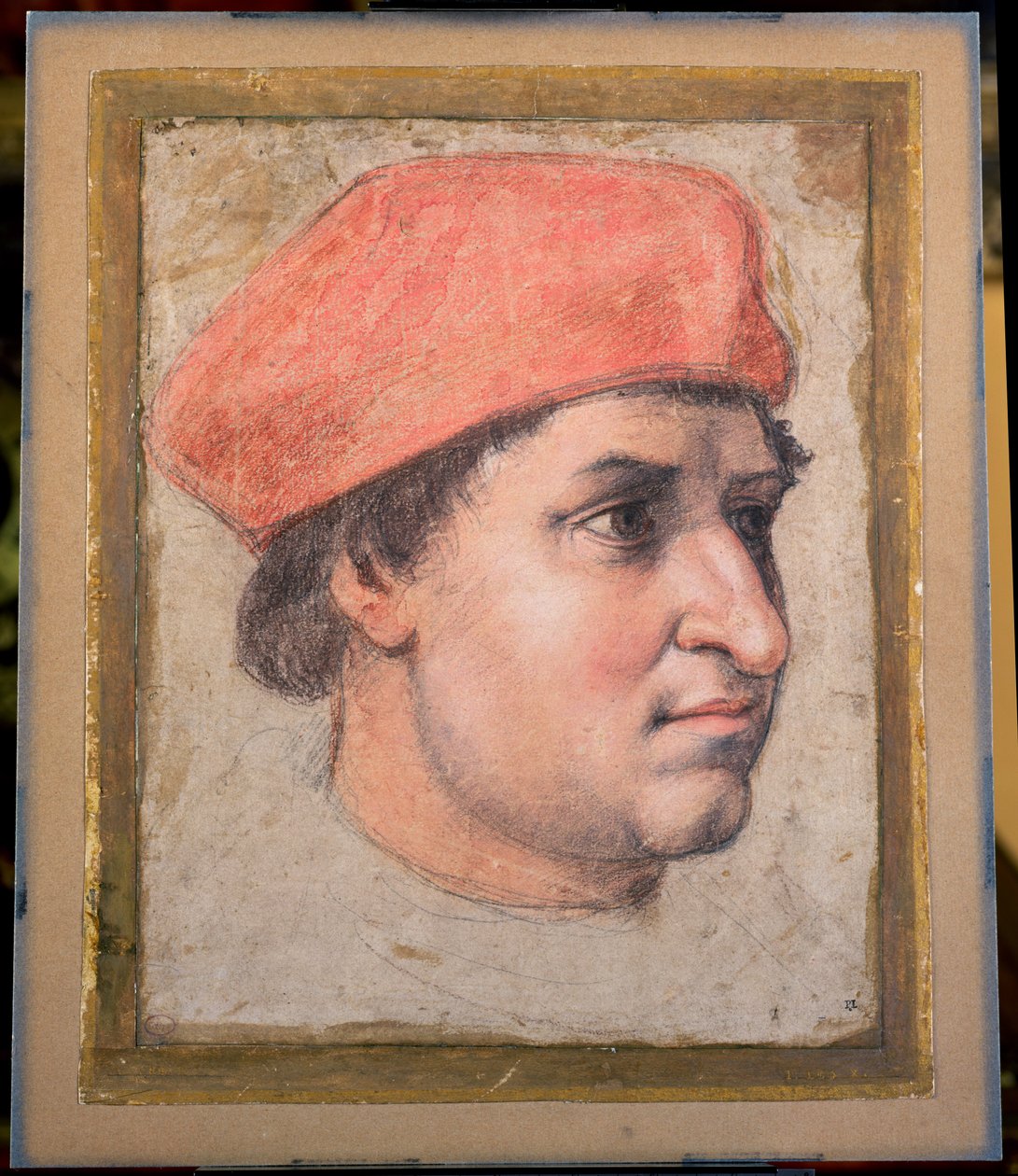 कार्डिनल का पोर्ट्रेट, c.151320 (कागज पर काले, लाल और सफेद चाक) द्वारा राफेलो सानज़ियो राफेल