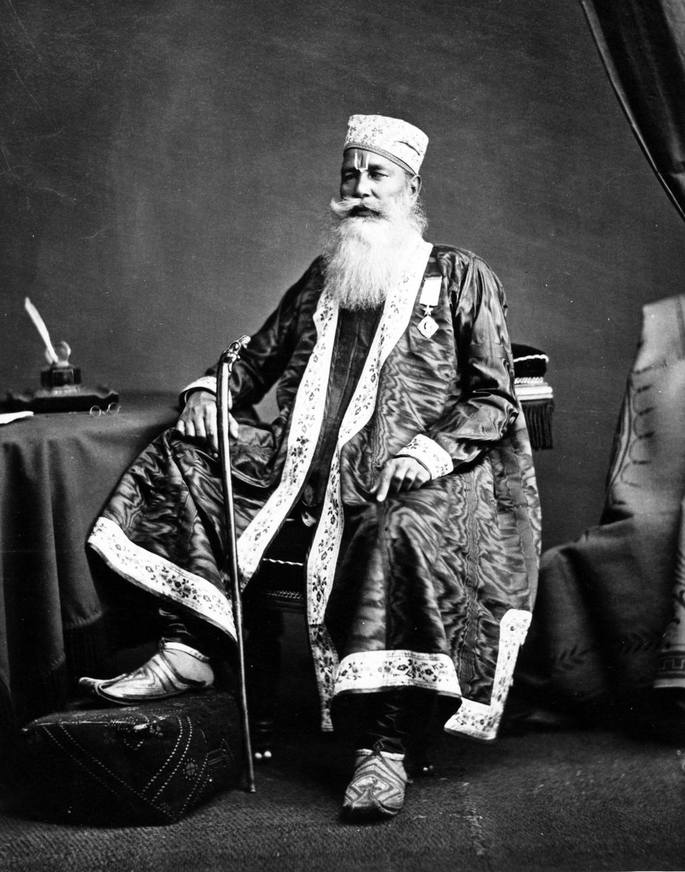 लछमन दास, सेठ के मट्रे, c.1863 द्वारा शेफर्ड और रॉबर्टसन