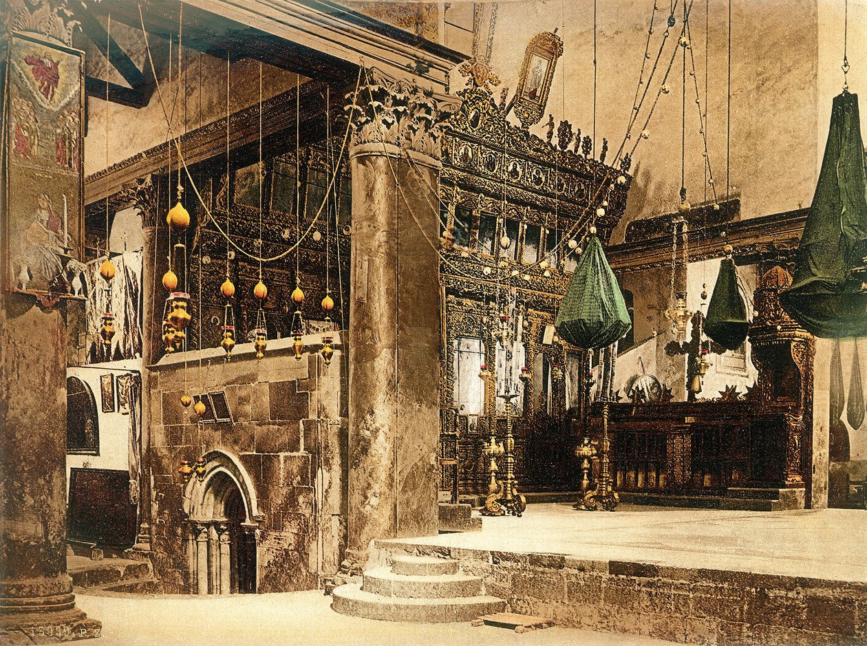चर्च ऑफ द नैटिविटी, बेथलहम का इंटीरियर, c.1880-1900 (फोटोक्रोम) द्वारा स्विस फोटोग्राफर