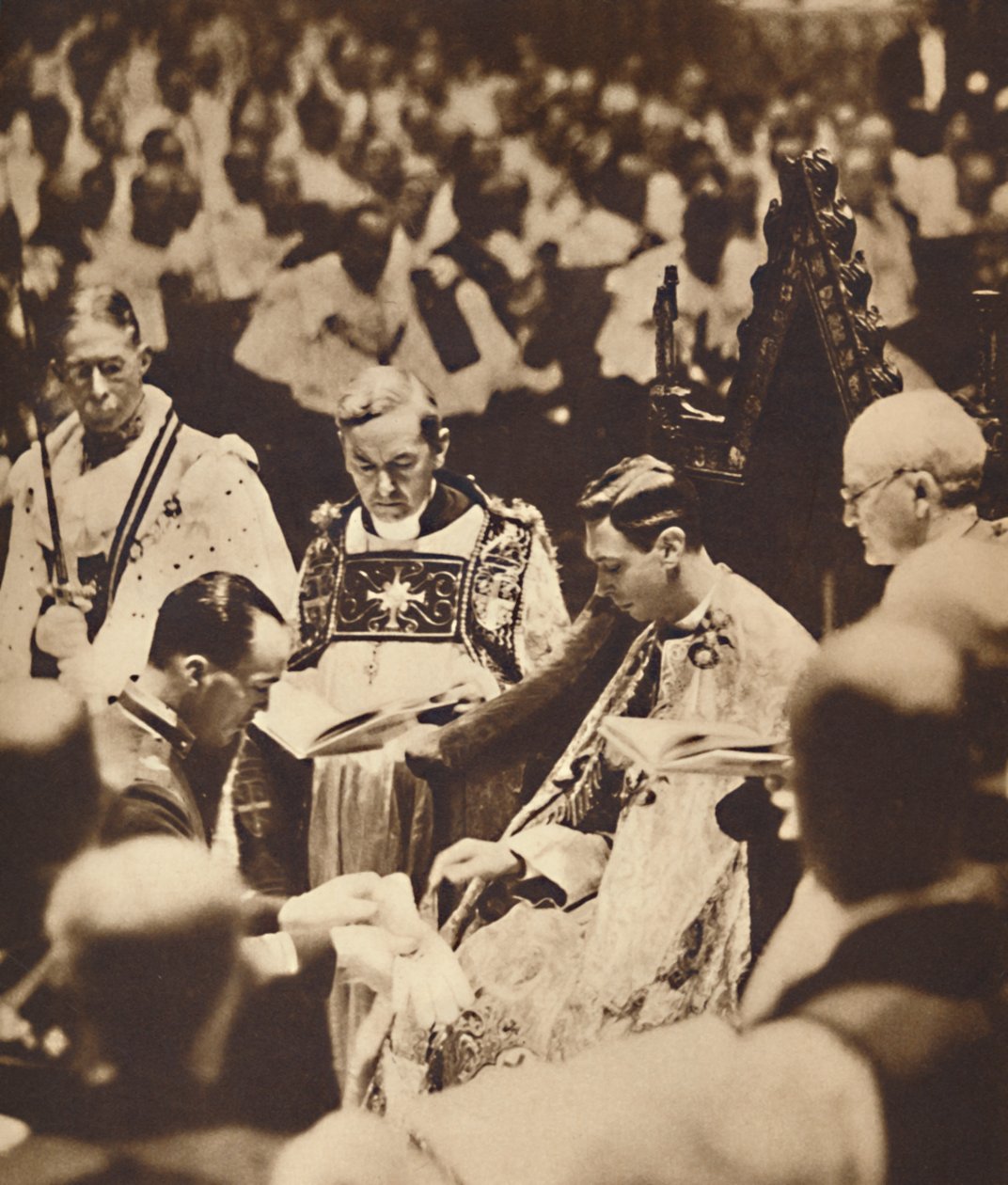 ए राइट हैंड ग्लव, 12 मई 1937 द्वारा अज्ञात