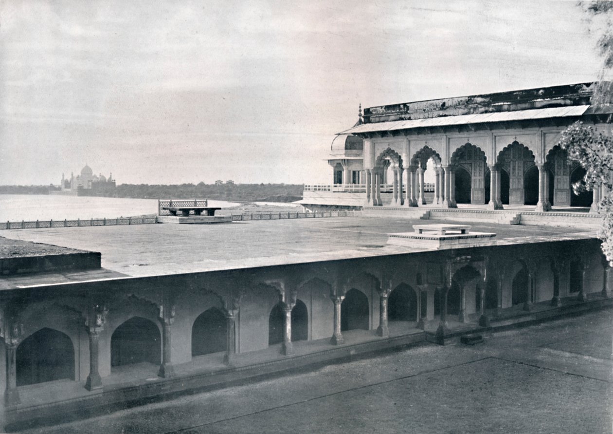 आगरा। दीवान-ए-खास ताज को दिखाते हुए, c1910। द्वारा अज्ञात