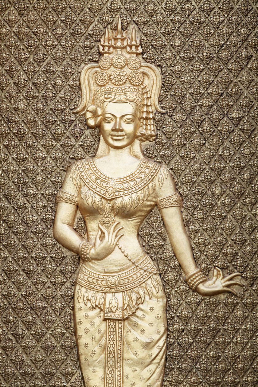 अप्सरा नोम पेन्ह कंबोडिया द्वारा अज्ञात