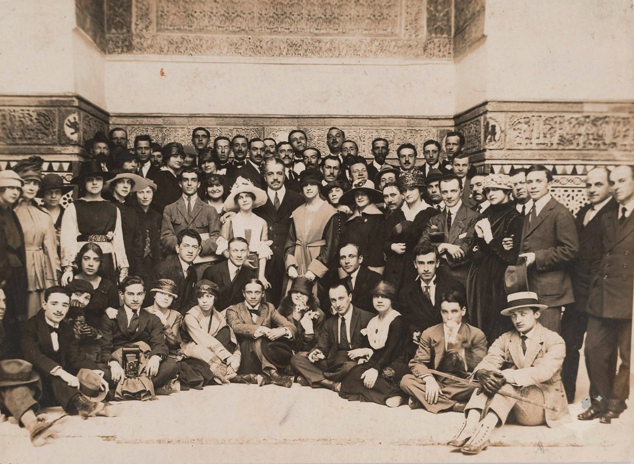 1916 में सेविले, स्पेन में बैले रसेस द्वारा अज्ञात
