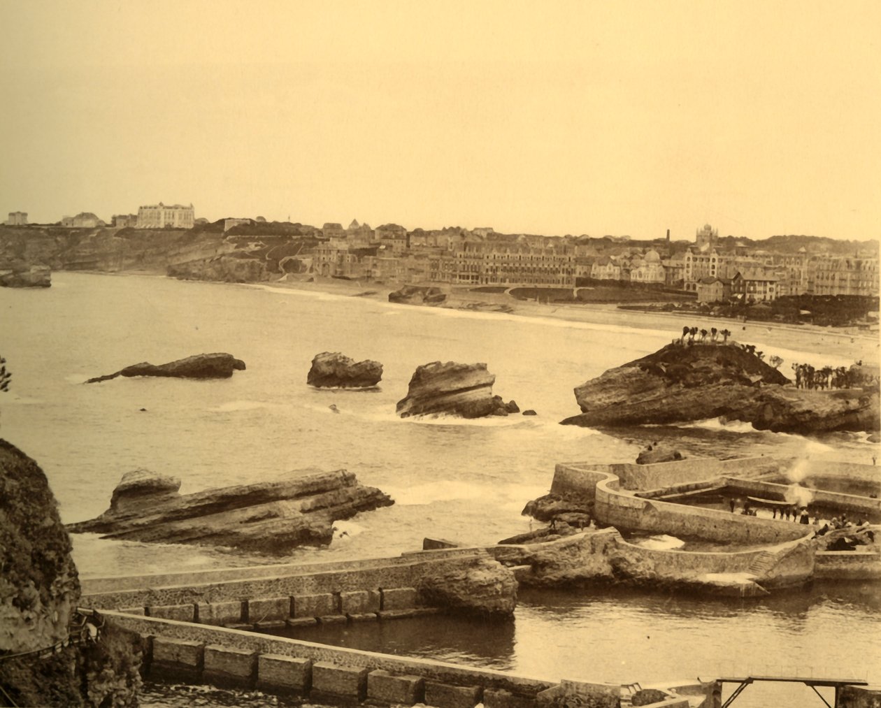 Biarritz - अवलोकन अल्टाए से लिया गया, c1930। द्वारा अज्ञात