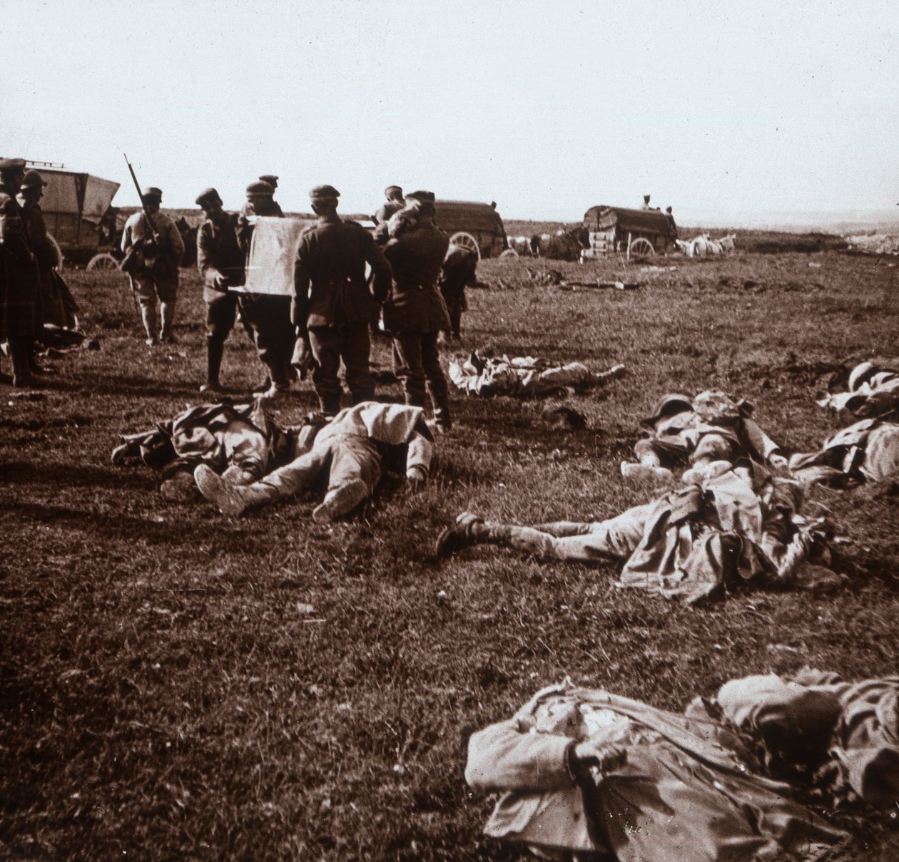 दफनाने वाले निकाय, सैंटे-मेरी-पाय, उत्तरी फ्रांस, c1914-c1918 द्वारा अज्ञात
