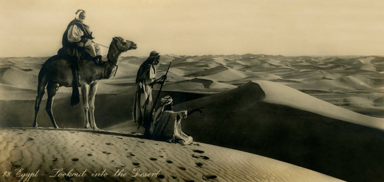 मिस्र - रेगिस्तान में देखो, c1918-c1939। द्वारा अज्ञात