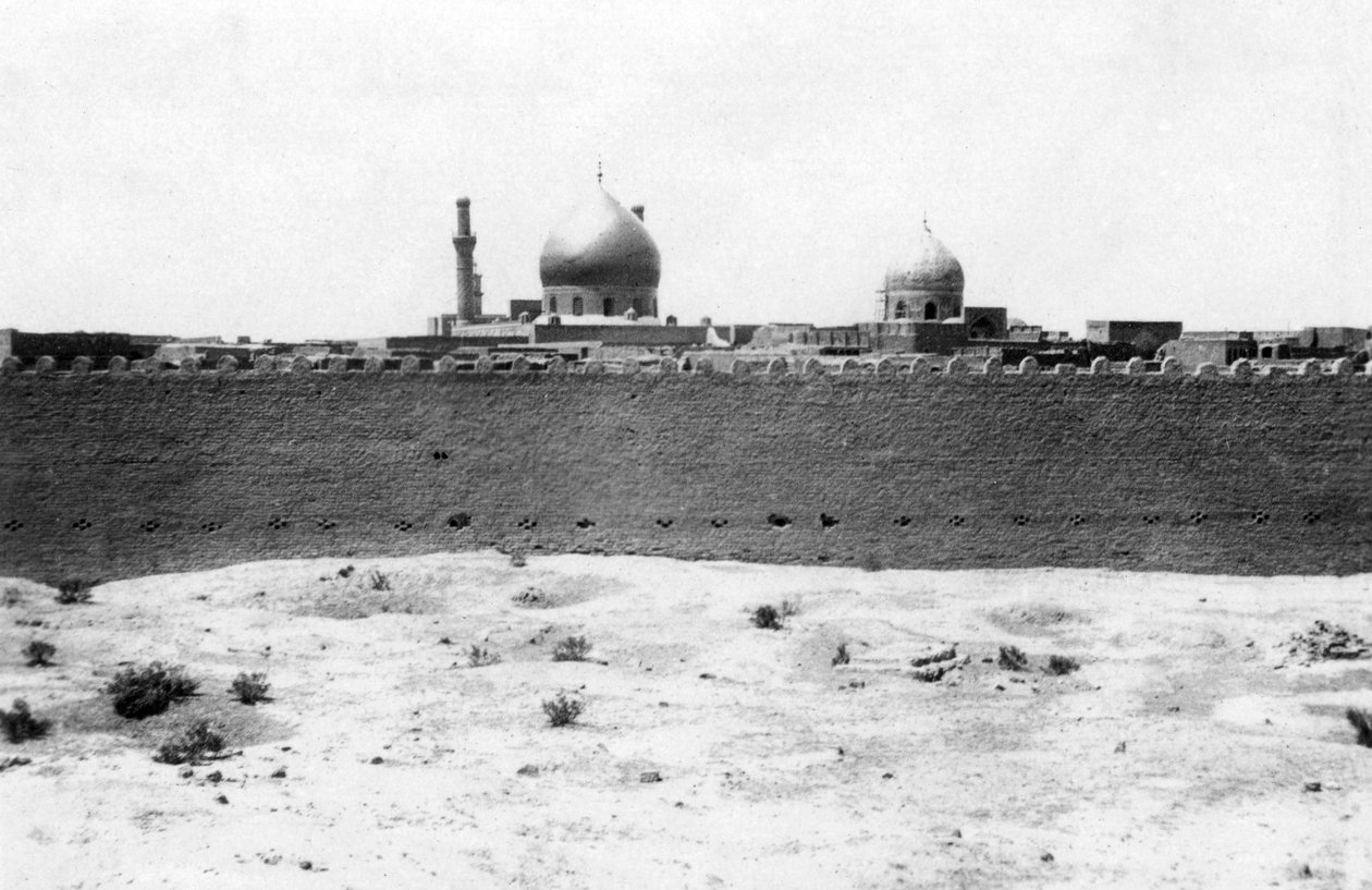 समर्रा मस्जिद का स्वर्ण गुंबद, मेसोपोटामिया, 1918 द्वारा अज्ञात