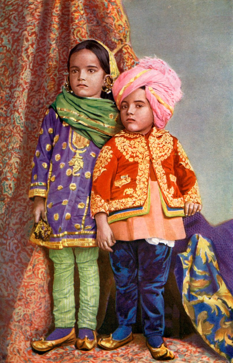 भारत के उत्तरी कश्मीर के हिंदू बच्चे, 1922 द्वारा अज्ञात