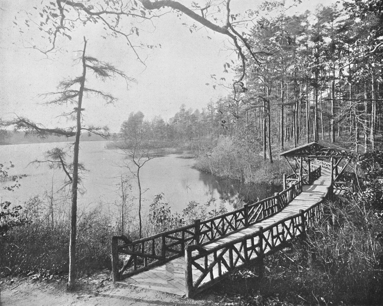 Kissing ब्रिज, Lakewood, न्यू जर्सी, संयुक्त राज्य अमेरिका, c1900। द्वारा अज्ञात