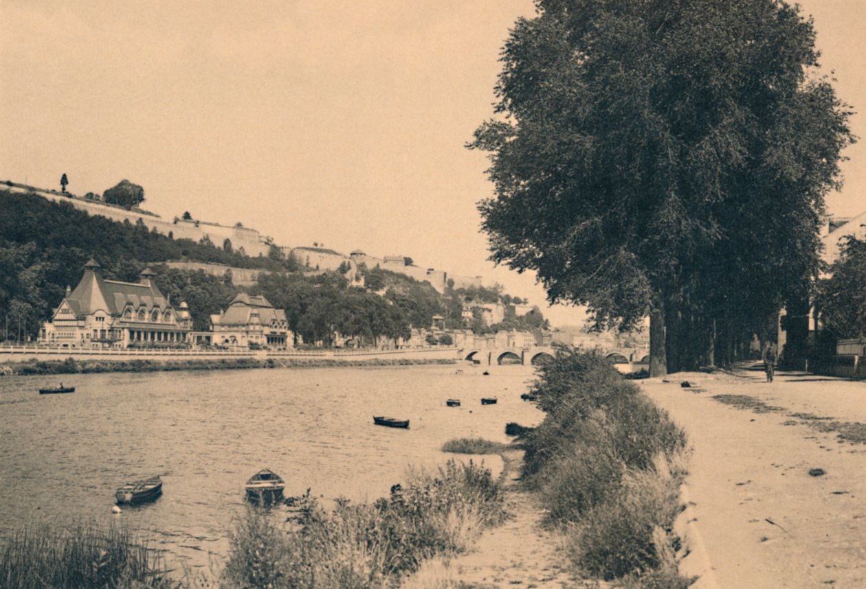 कुर्साल एट पोंट डे जाम्बेस, c1900 द्वारा अज्ञात