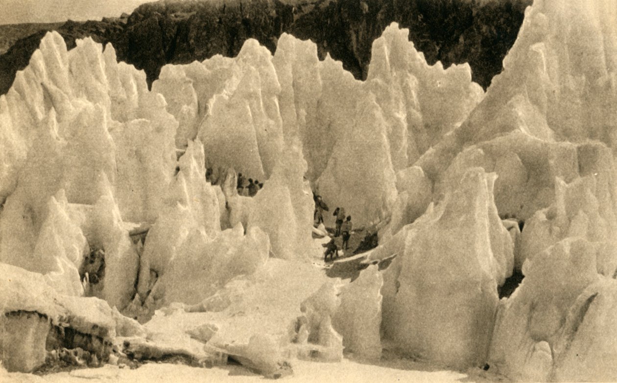 पूर्वी रोंगबूक ग्लेशियर का मार्ग, c1918-c1939 द्वारा अज्ञात