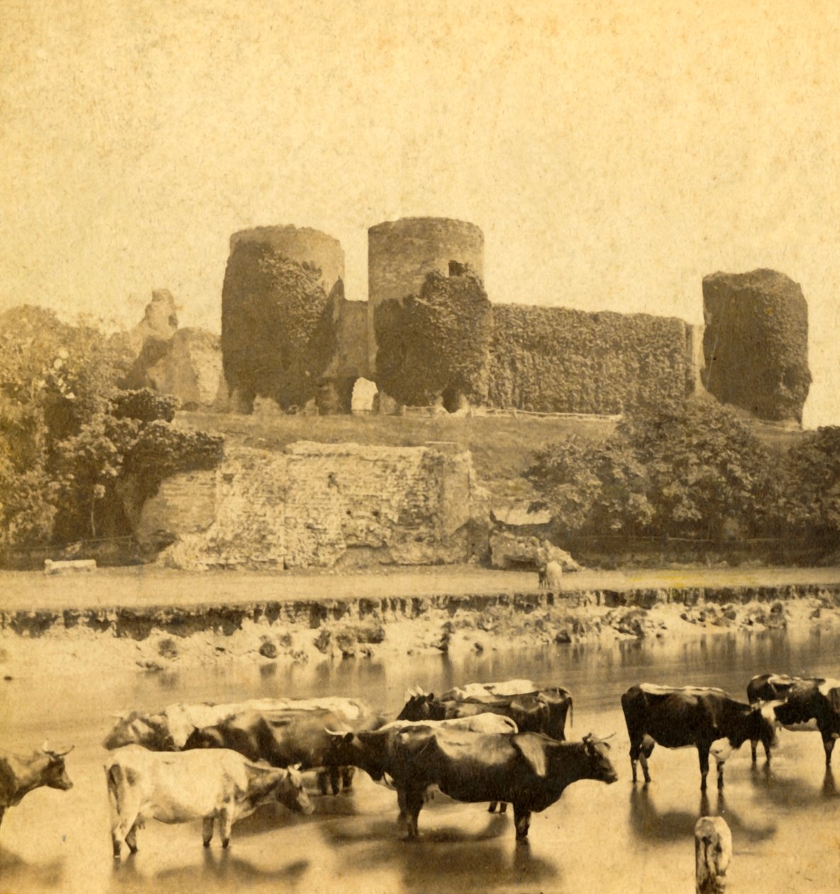 रूडलान - नदी से महल, c1900। द्वारा अज्ञात