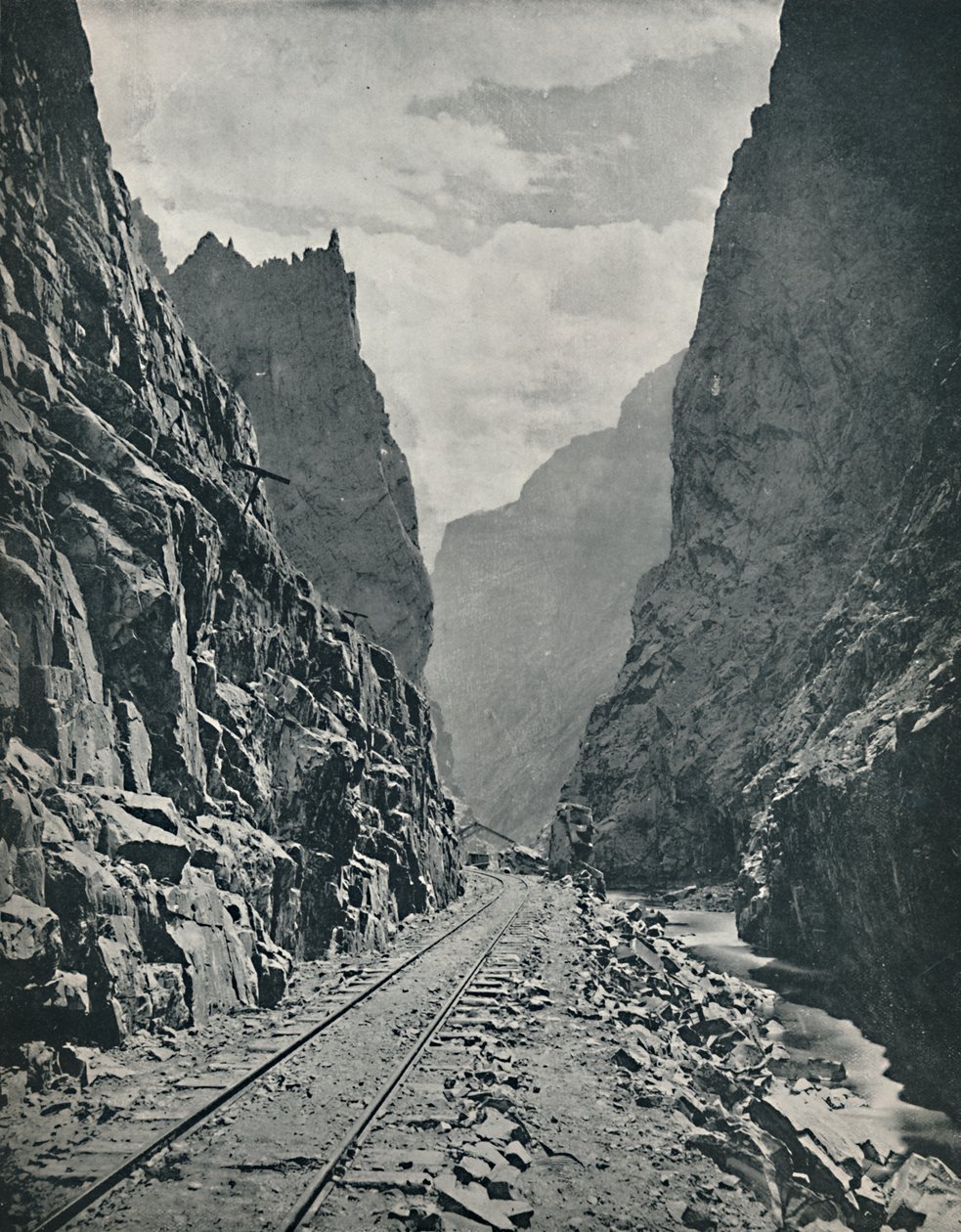 अर्कांसस के शाही कण्ठ, c1897। द्वारा अज्ञात