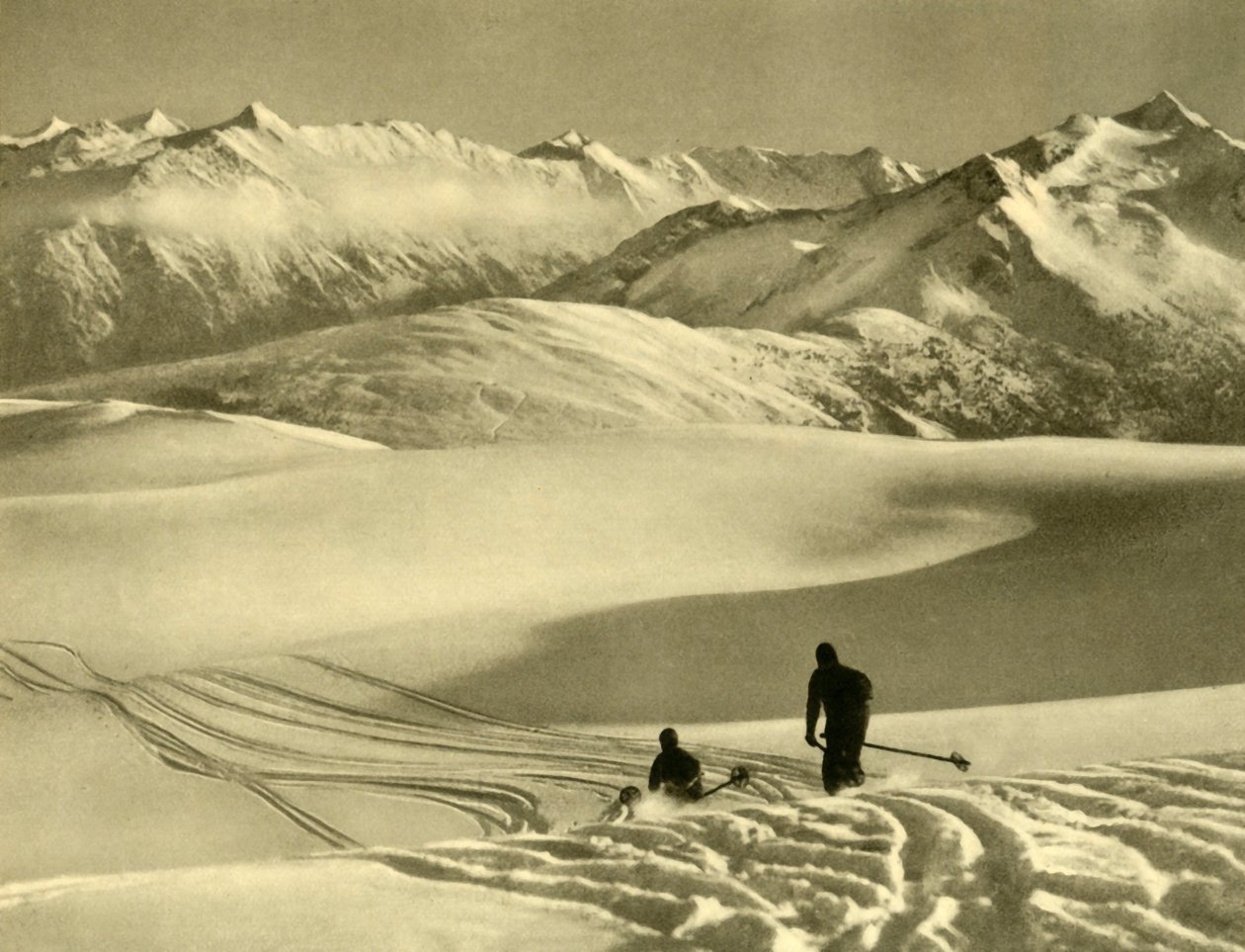 ऑस्ट्रिया के गॉलोस पठार पर स्कीइंग, c1935। द्वारा अज्ञात